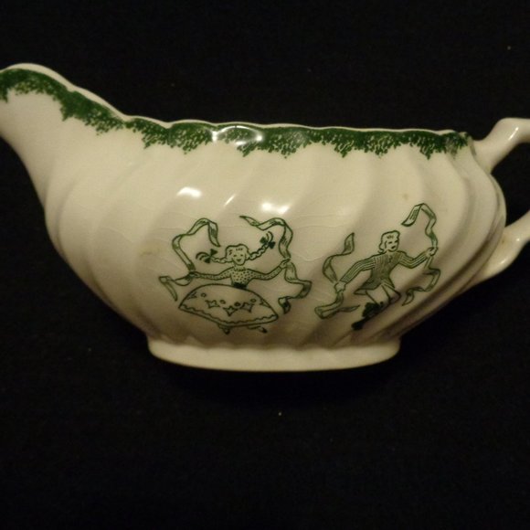 EARLY 1900S SCANDI OR SLAVIC LG CREAMER OR GRAVY - Picture 2 of 6